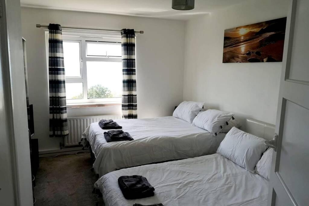 Вилла Jurassic View 3 Bed House With Hot Tub Castletown  Экстерьер фото